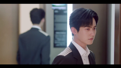 1766124031335355.png 2025121715483169807.png